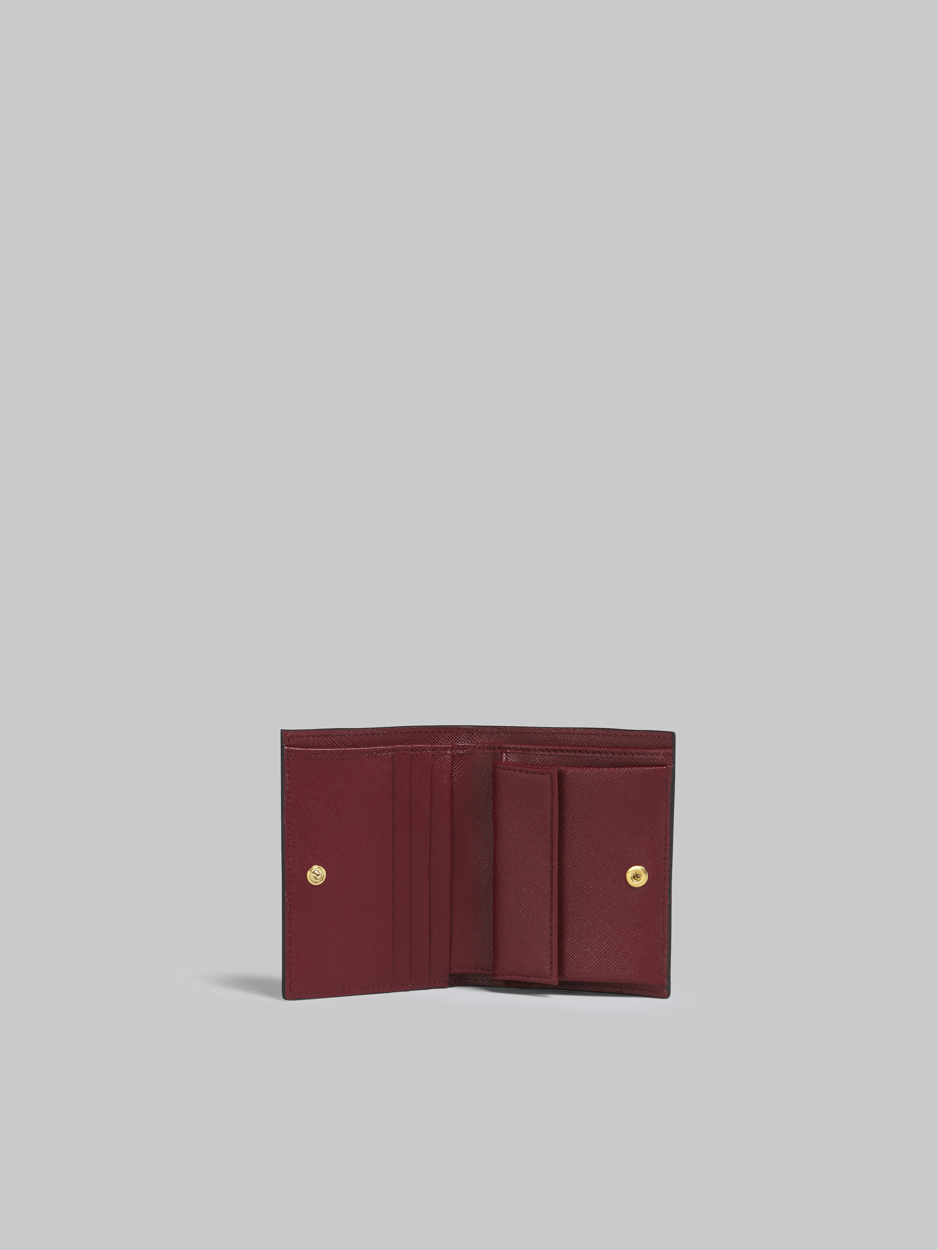 Portafoglio bi-fold in saffiano blu grigio rosso - Portafogli - Image 2