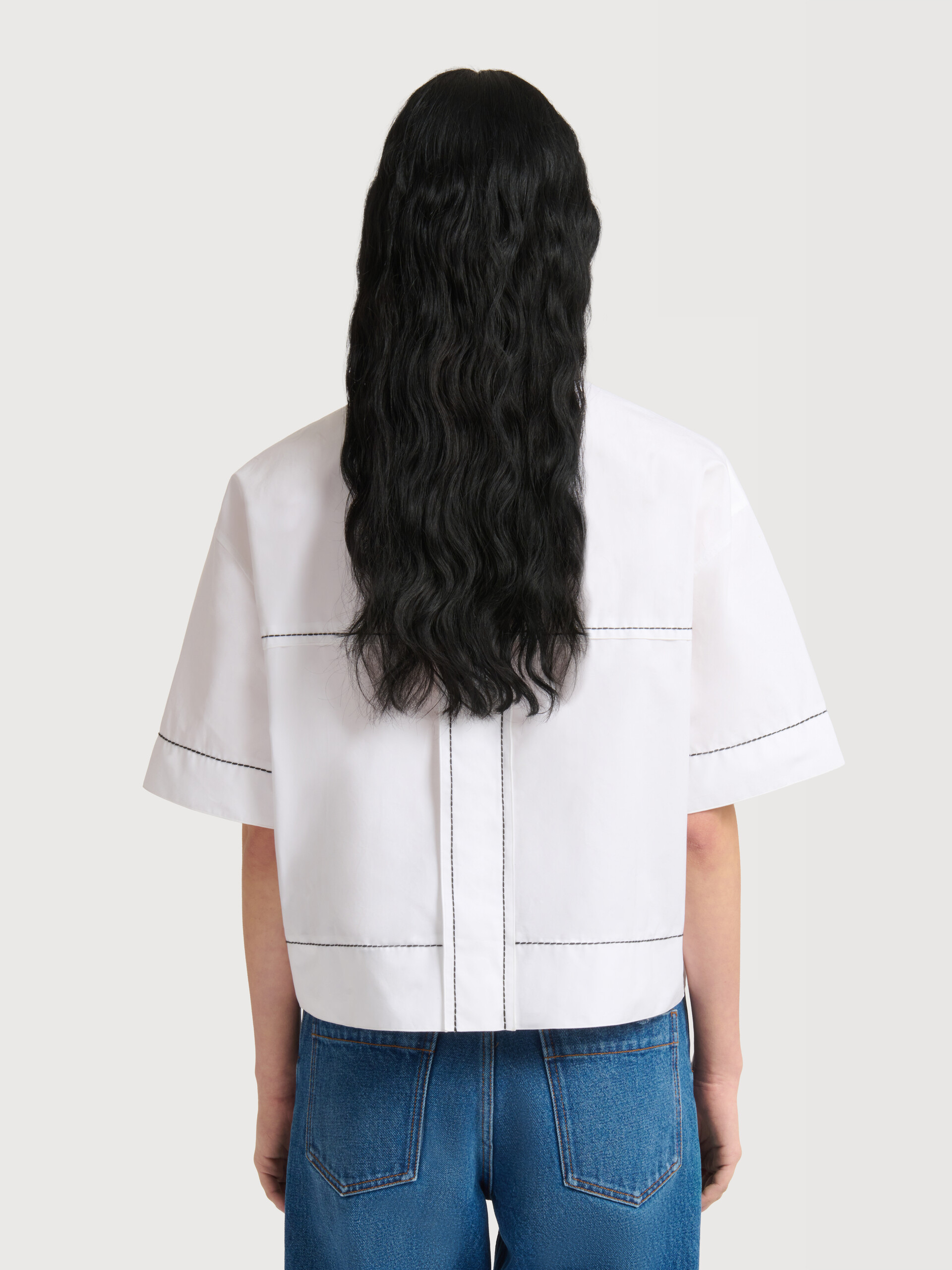 White poplin T-shirt with exposed seams - Shirts - Image 4
