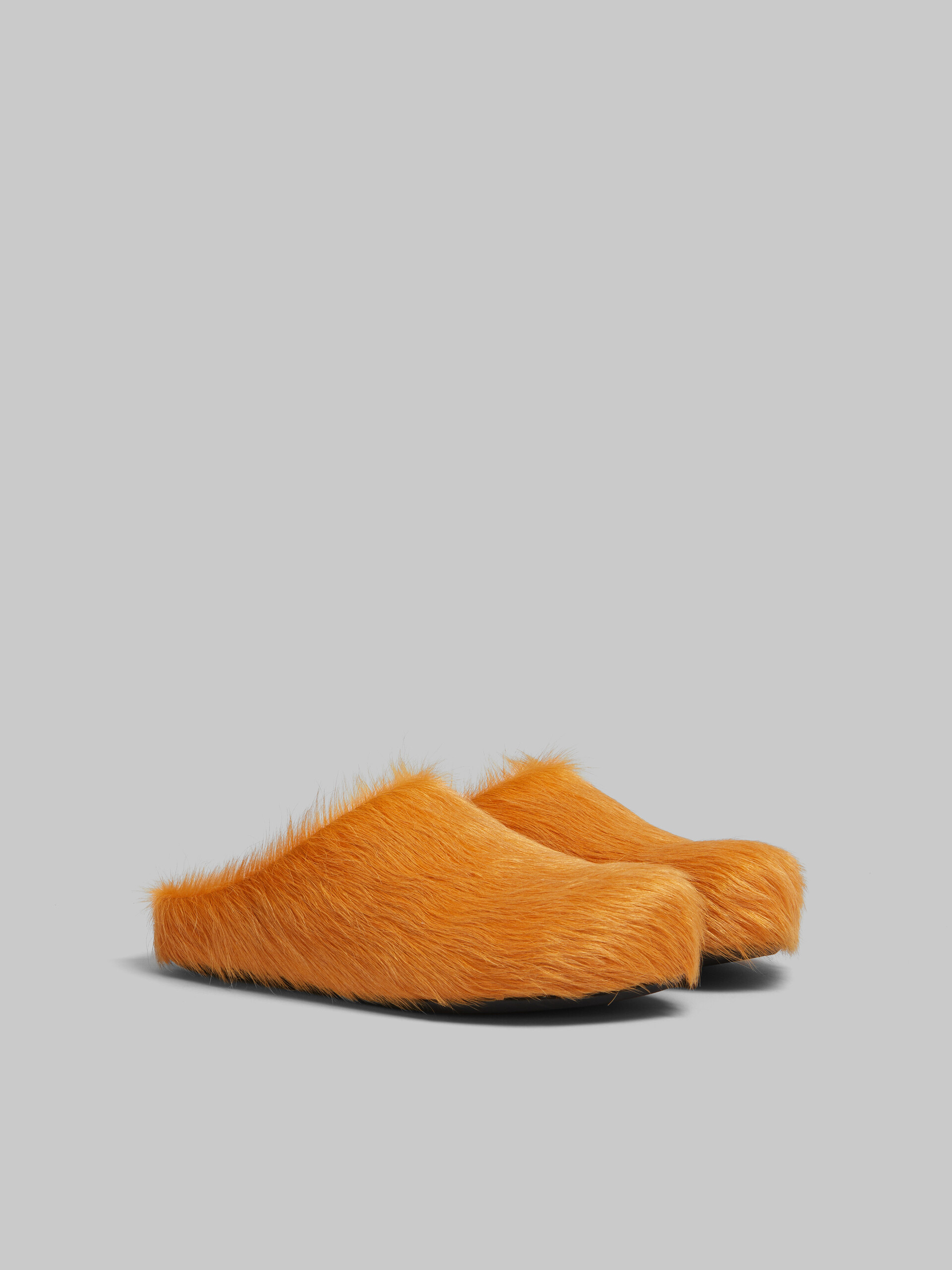 Blaue Fußbett-Sandale aus Kalbsfell - Holzschuhe - Image 2