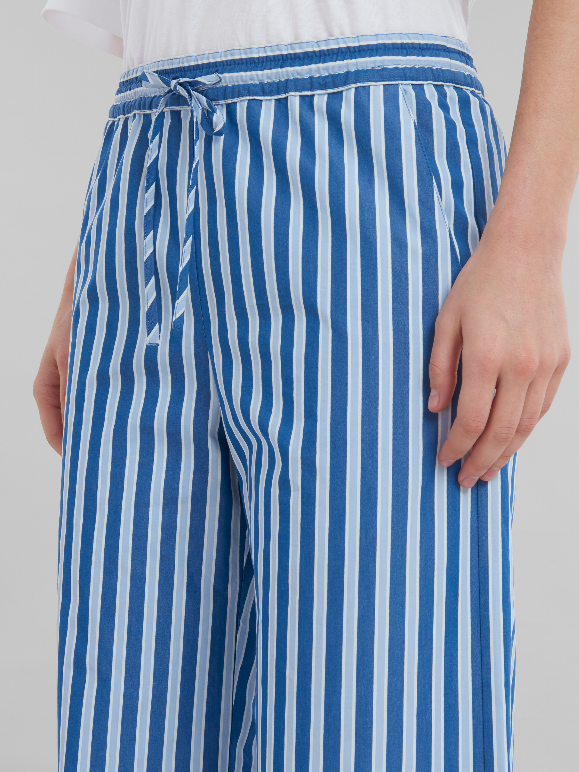Blue and white striped organic poplin pyjama trousers - Pants - Image 4