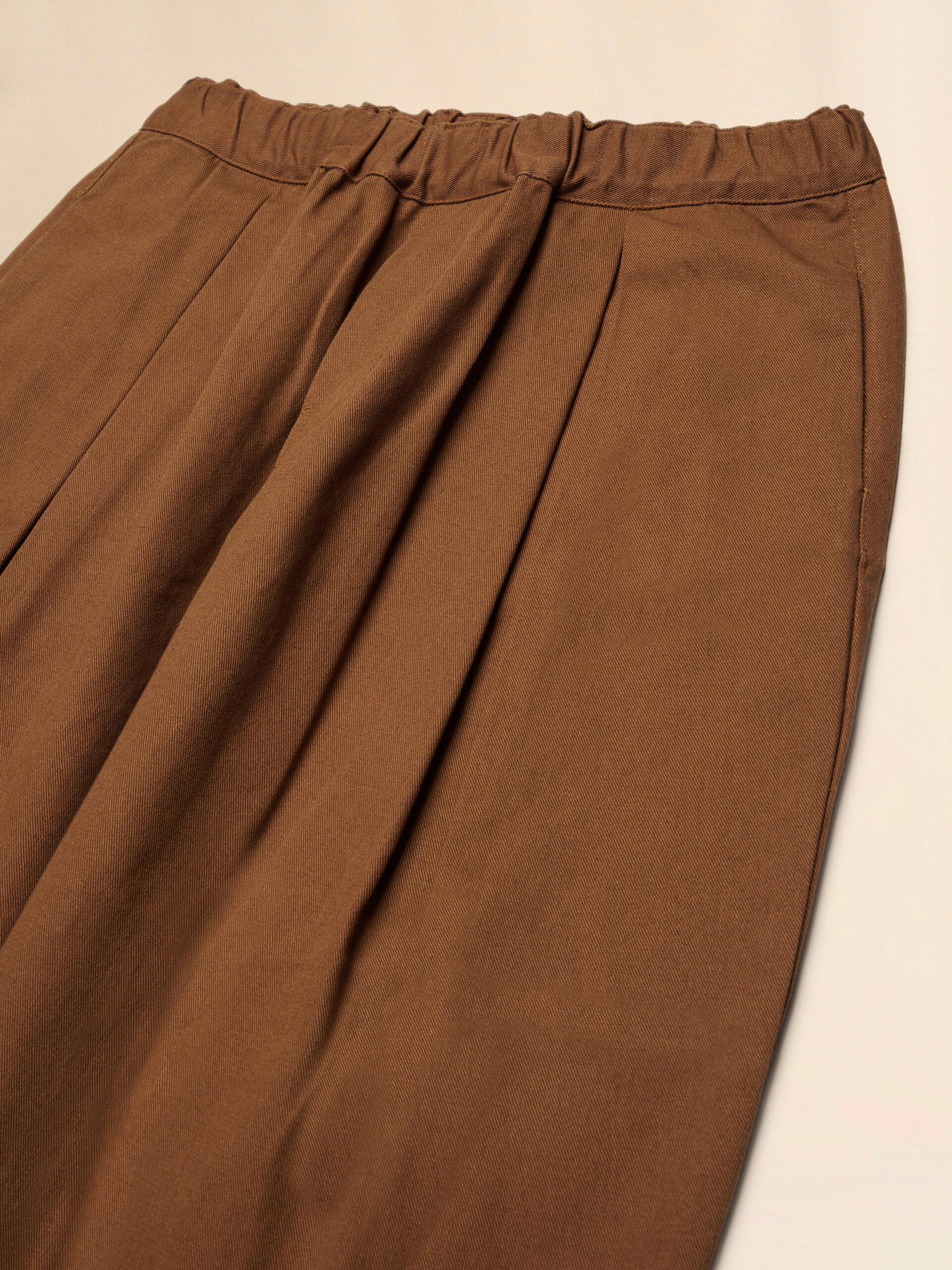 Brown pleated pants with embroidered Marni logo - Pants - Image 3