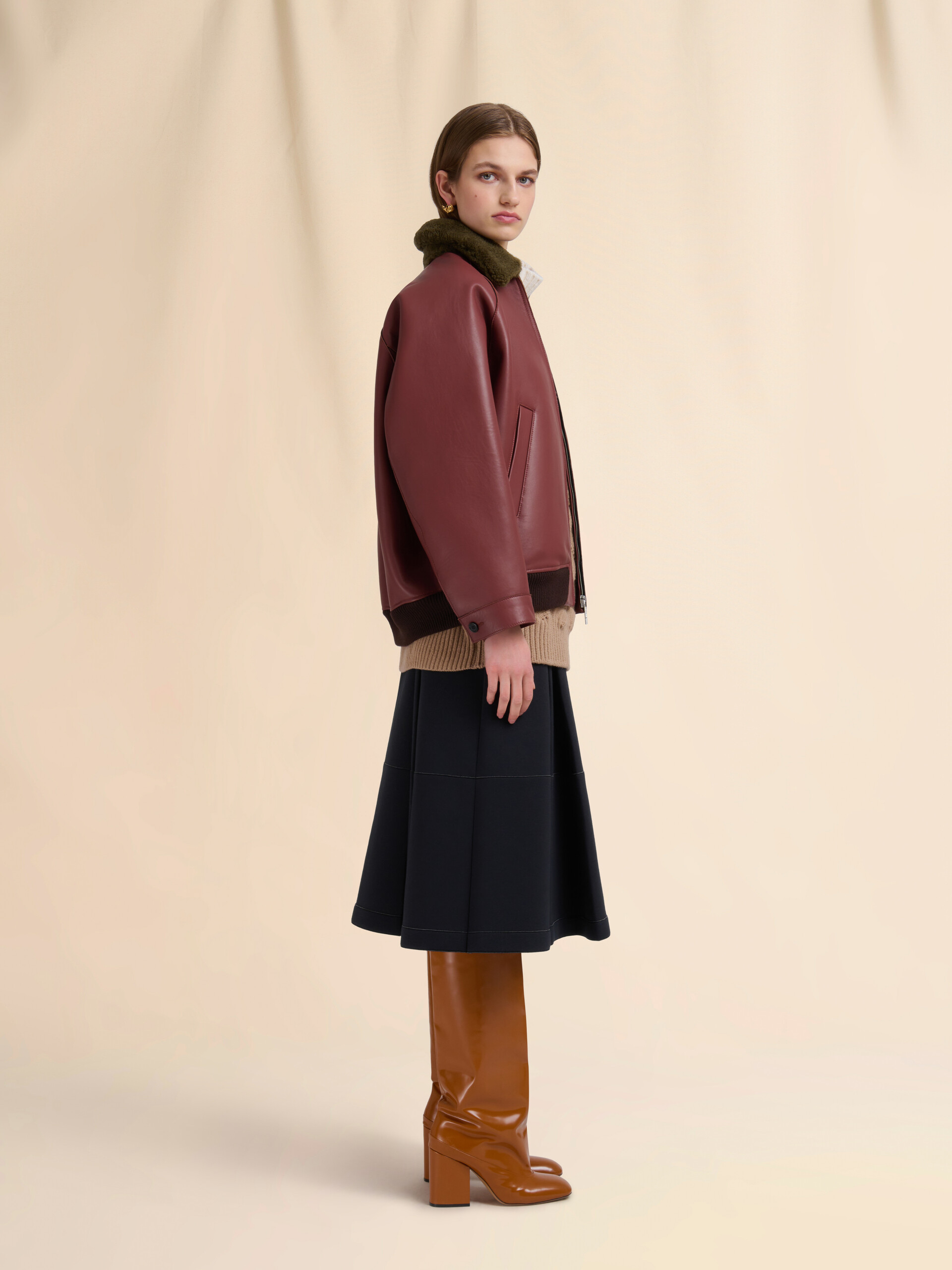 Burgundy leather jacket with shearling collar - Jackets - Image 6