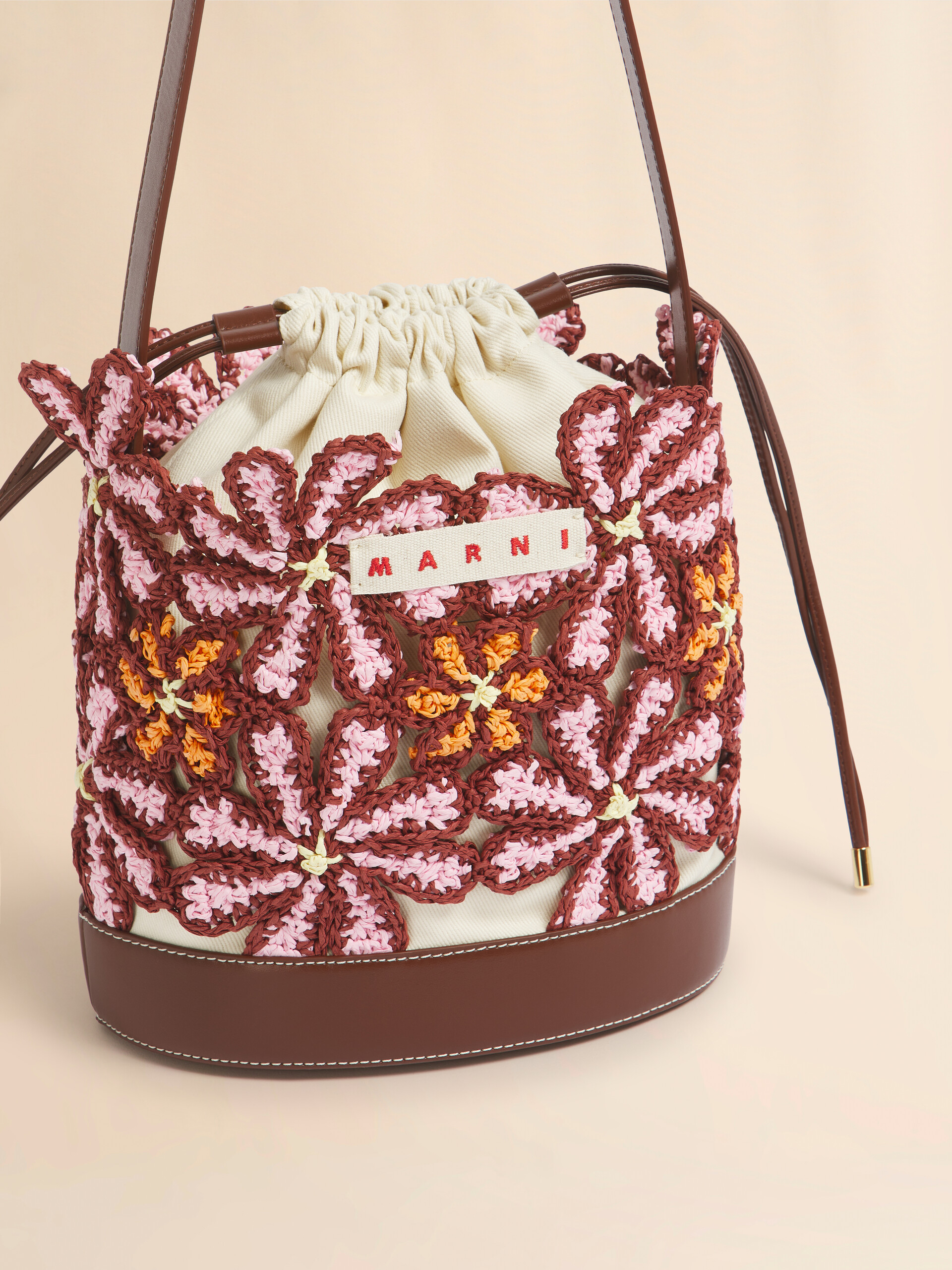 Yellow paper raffia flower Seaside bucket bag - Shoulder Bags - Image 4