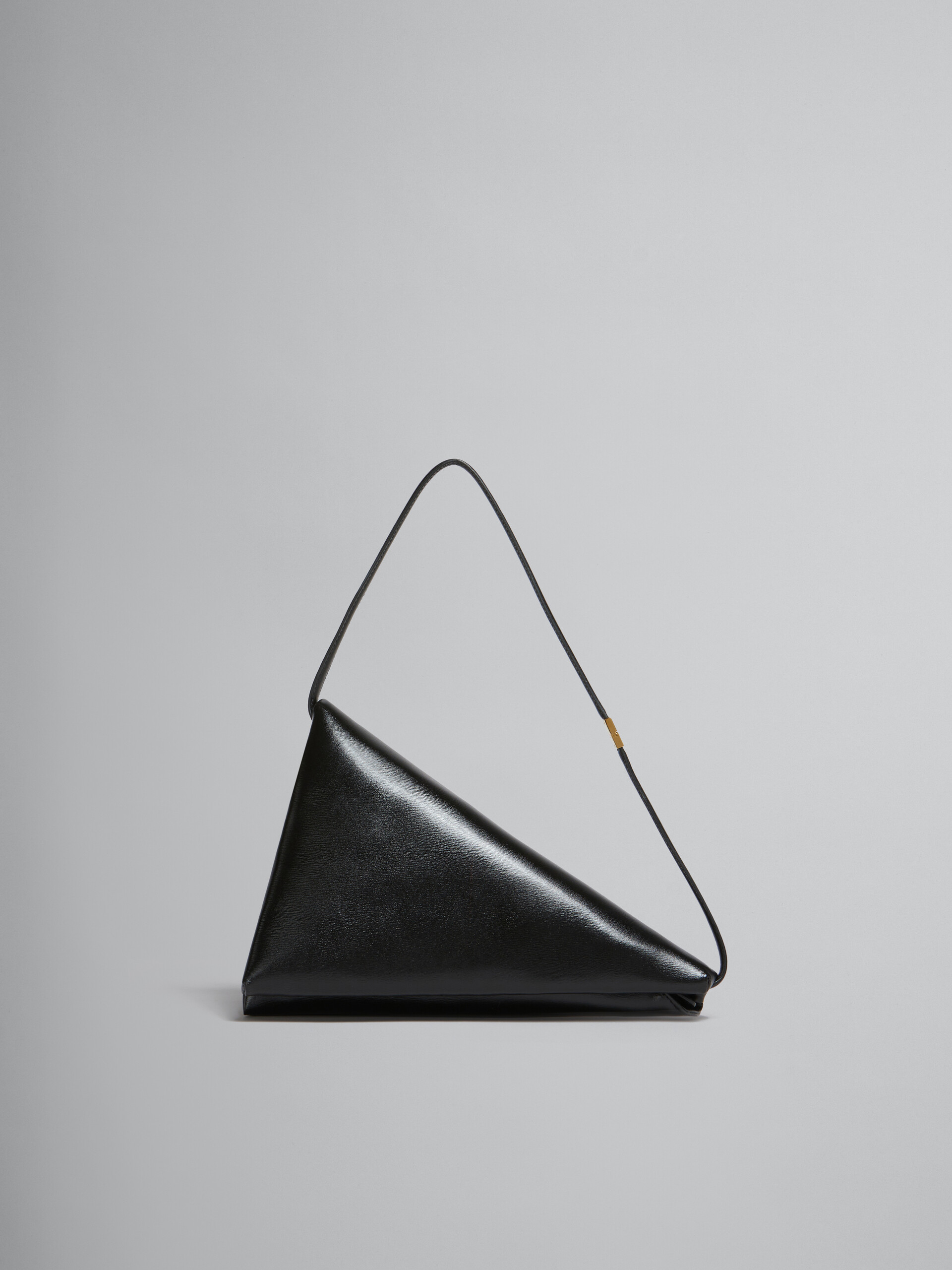 Bolso triangular Prisma de piel negra - Bolsos de hombro - Image 1