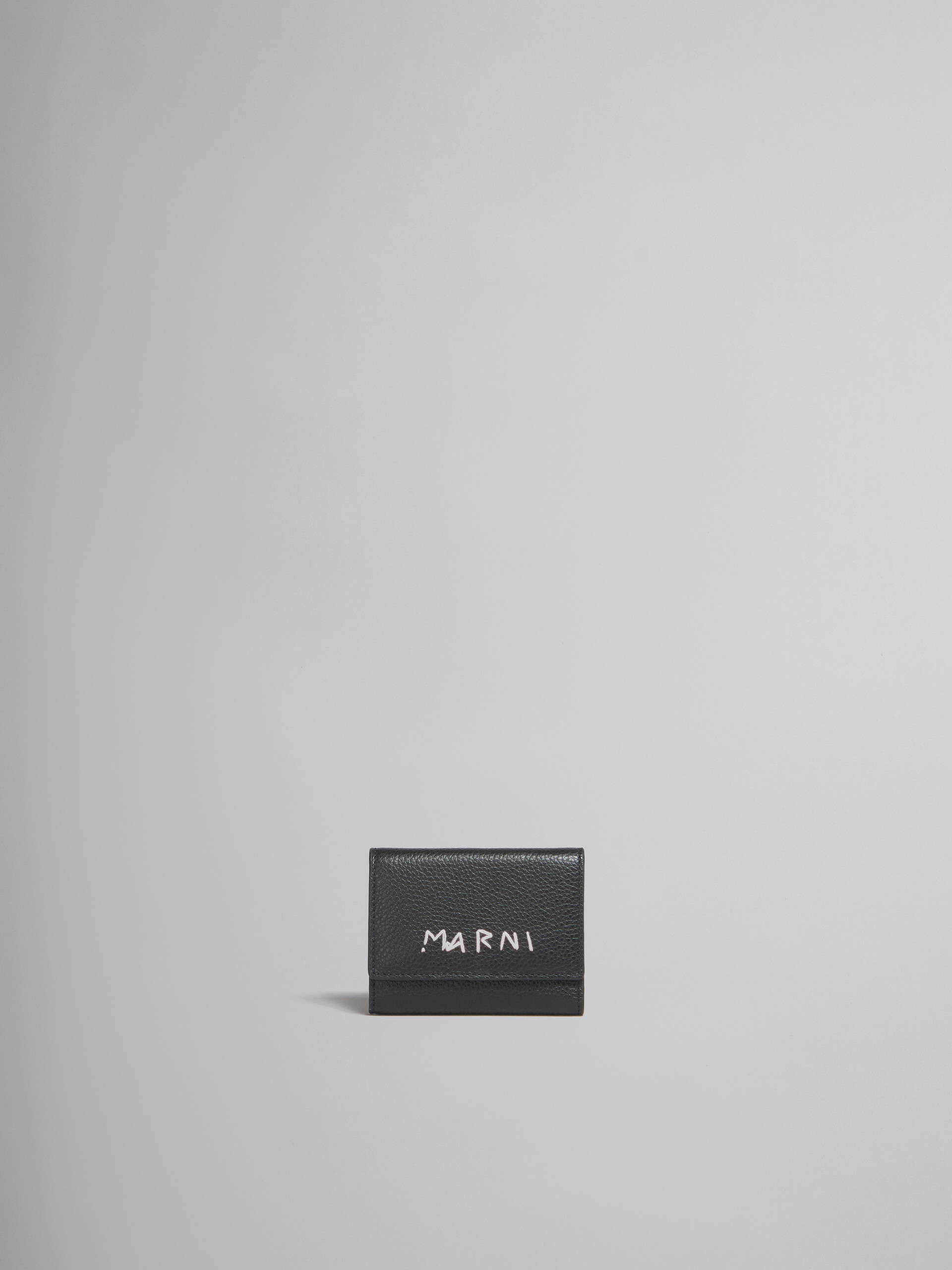 ブラック レザー製キーホルダー、マルニメンディング装飾 - キーホルダー - Image 1