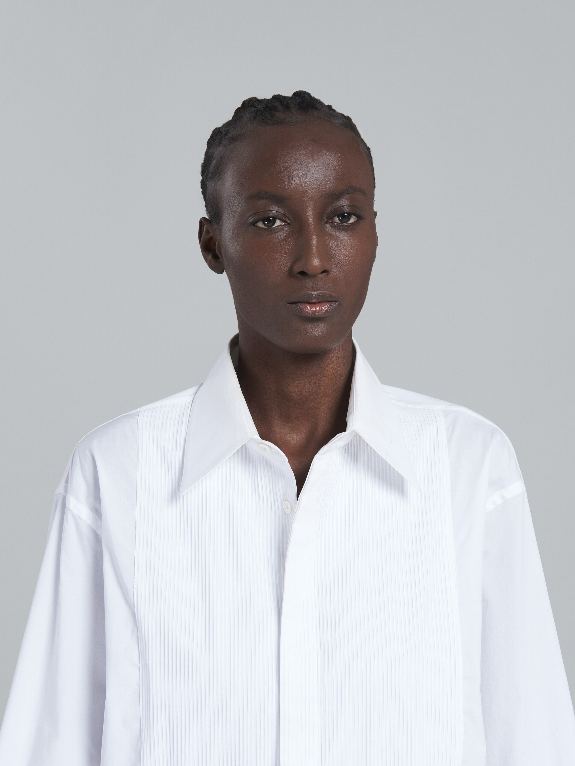 White tuxedo shirt in bio cotton poplin - Shirts - Image 4