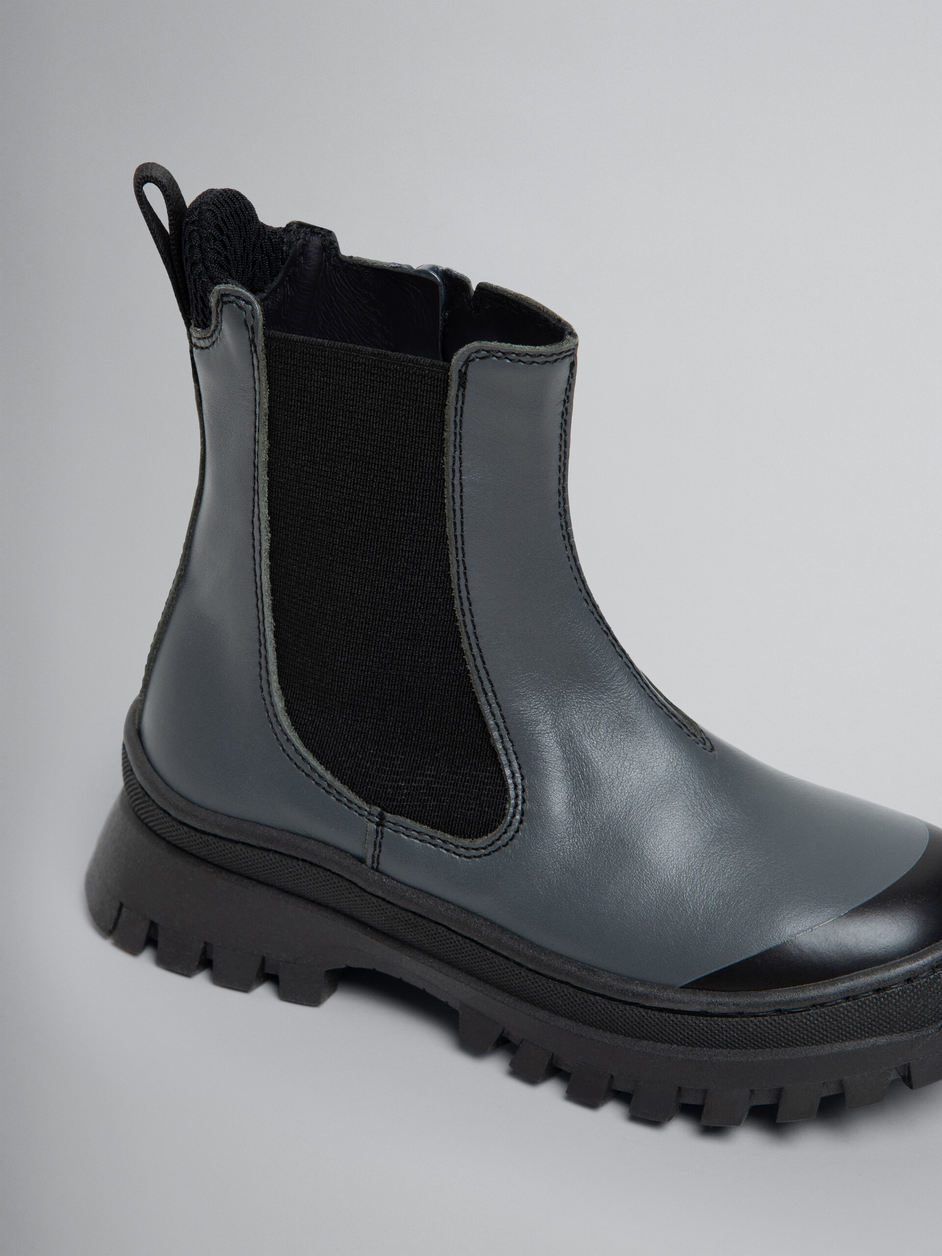 Grey leather Chelsea boot - Other accessories - Image 4