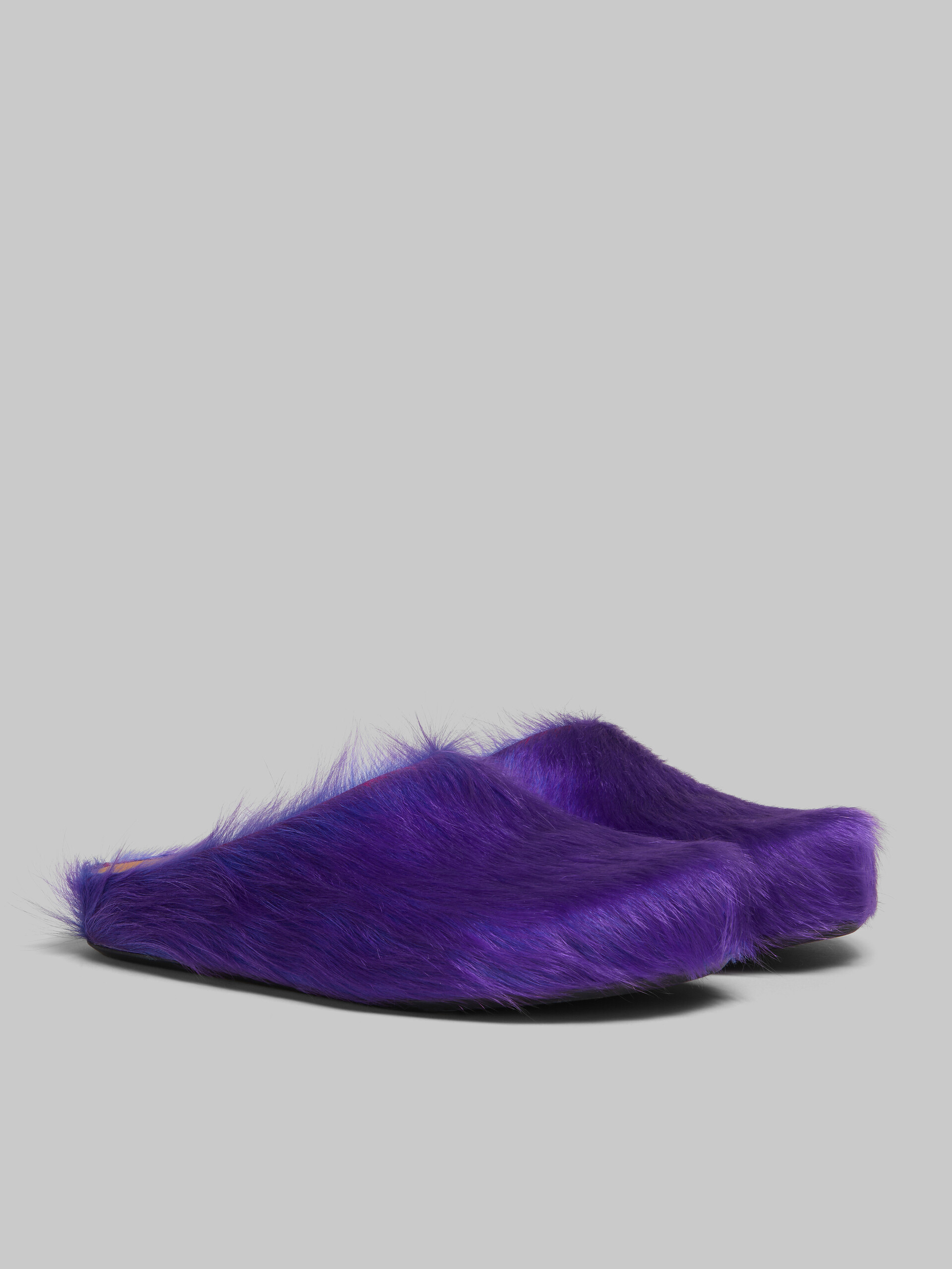 Purple long hair calfskin Fussbett sabot - Clogs - Image 2