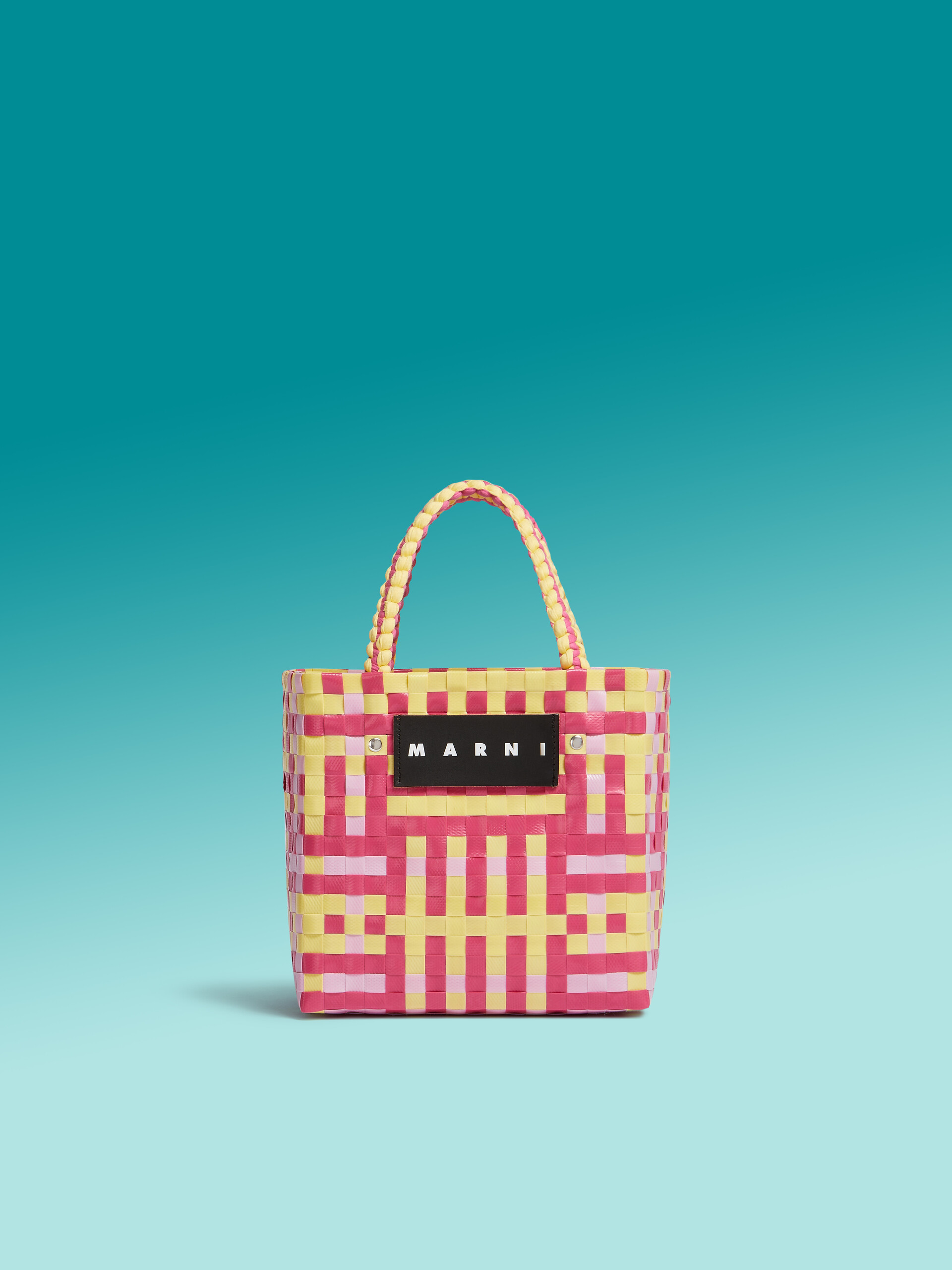 ソフトピンク