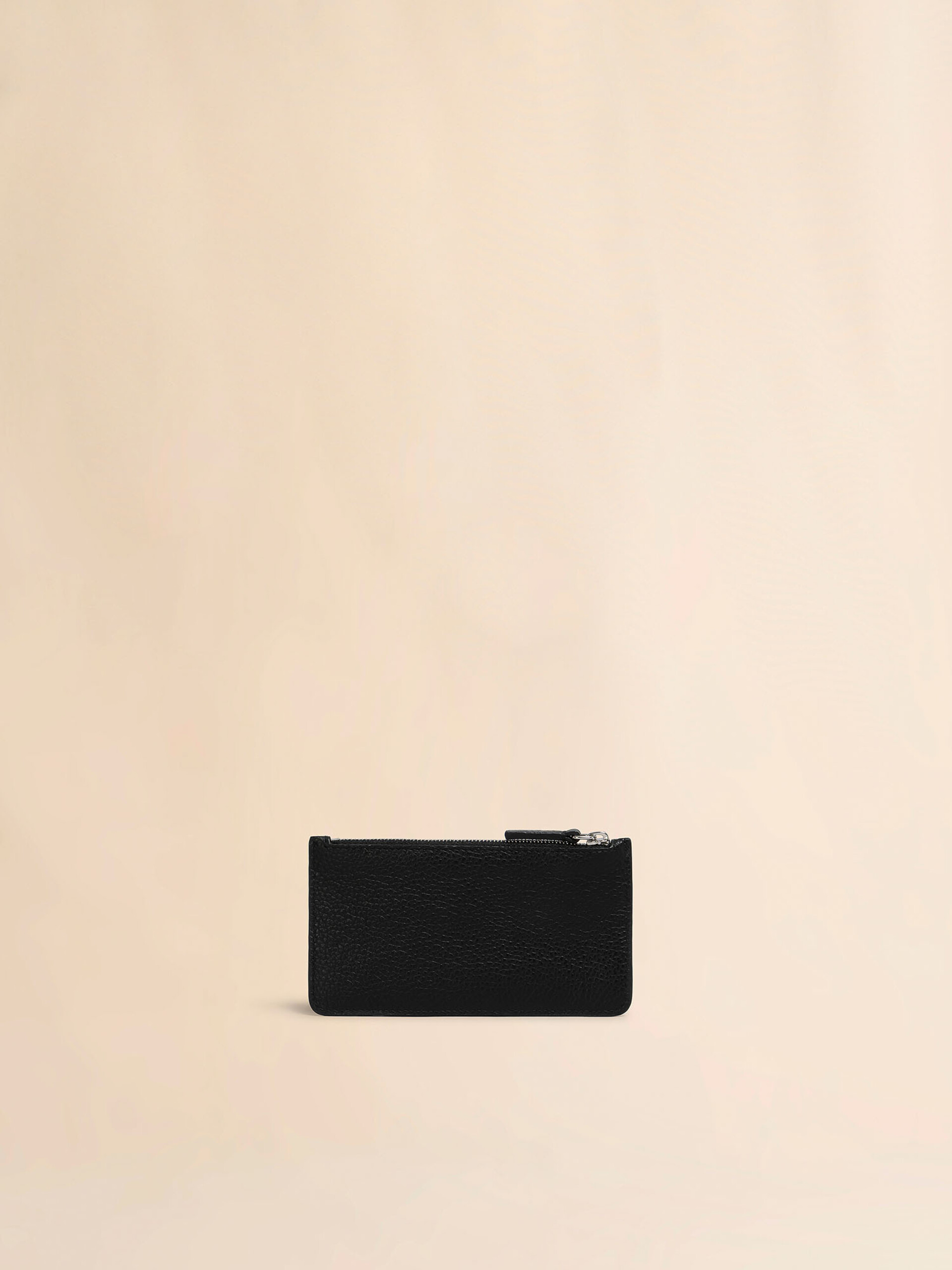 ブラック レザーカードケース、マルニメンディング刺繍入り | Marni 